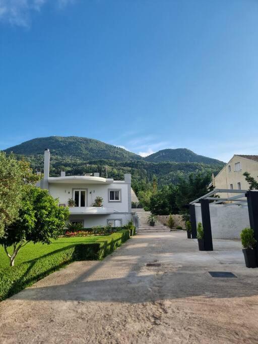 Luxvilla Agioi Deka  Extérieur photo