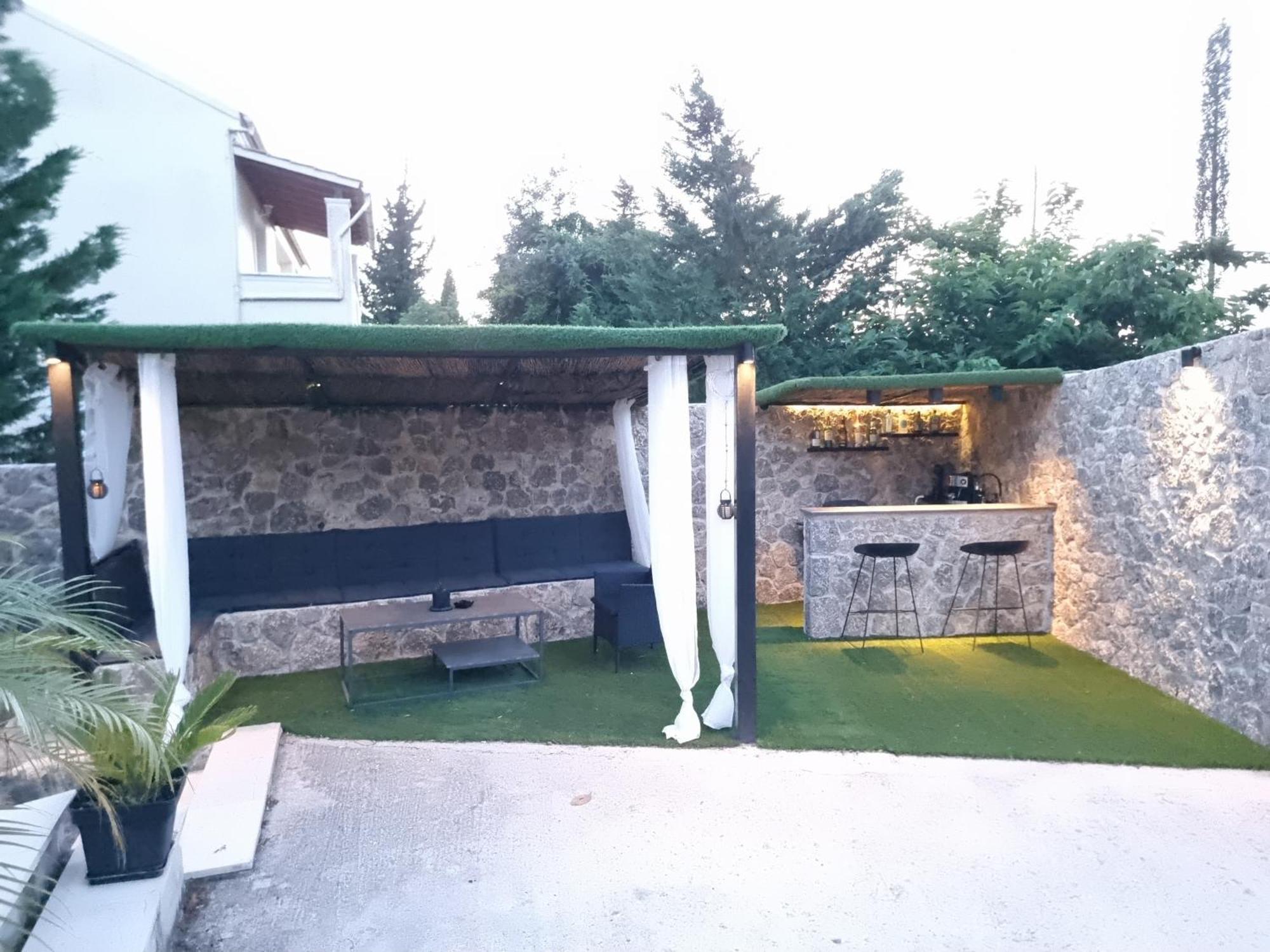 Luxvilla Agioi Deka  Extérieur photo